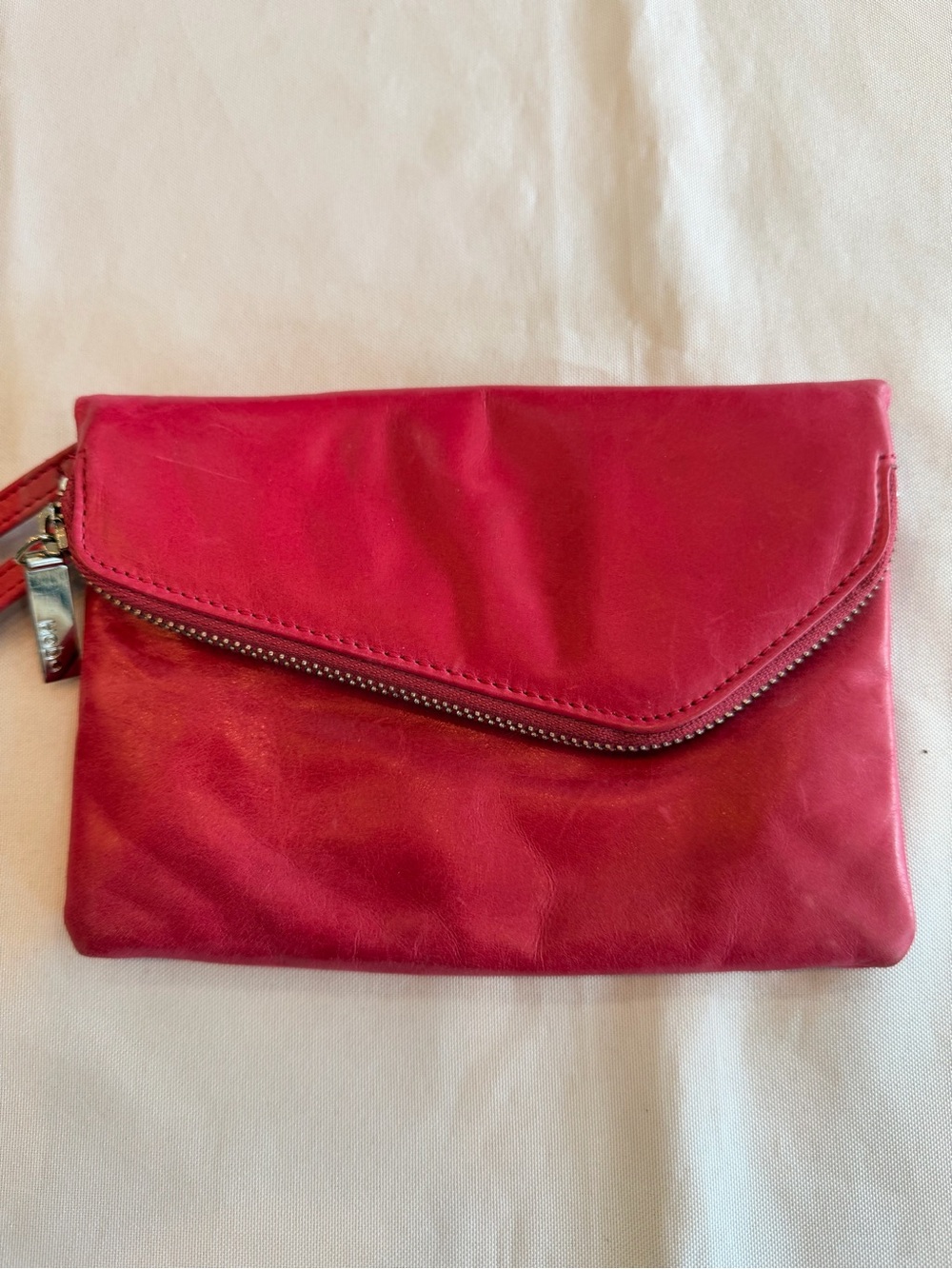 HOBO Intl PINK Daria Convertible Leather Envelope Wristlet Clutch